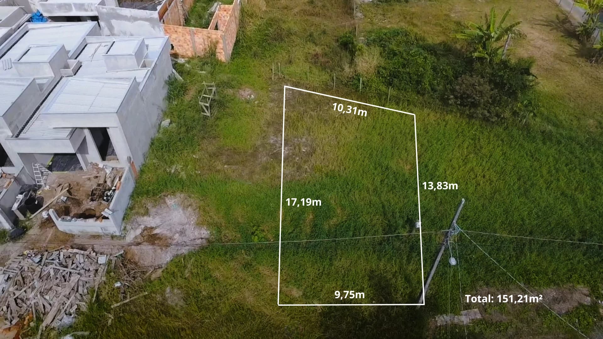 TERRENO PRONTO PARA CONSTRUIR 